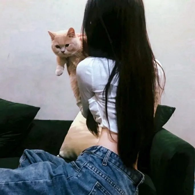 妮可睡不著